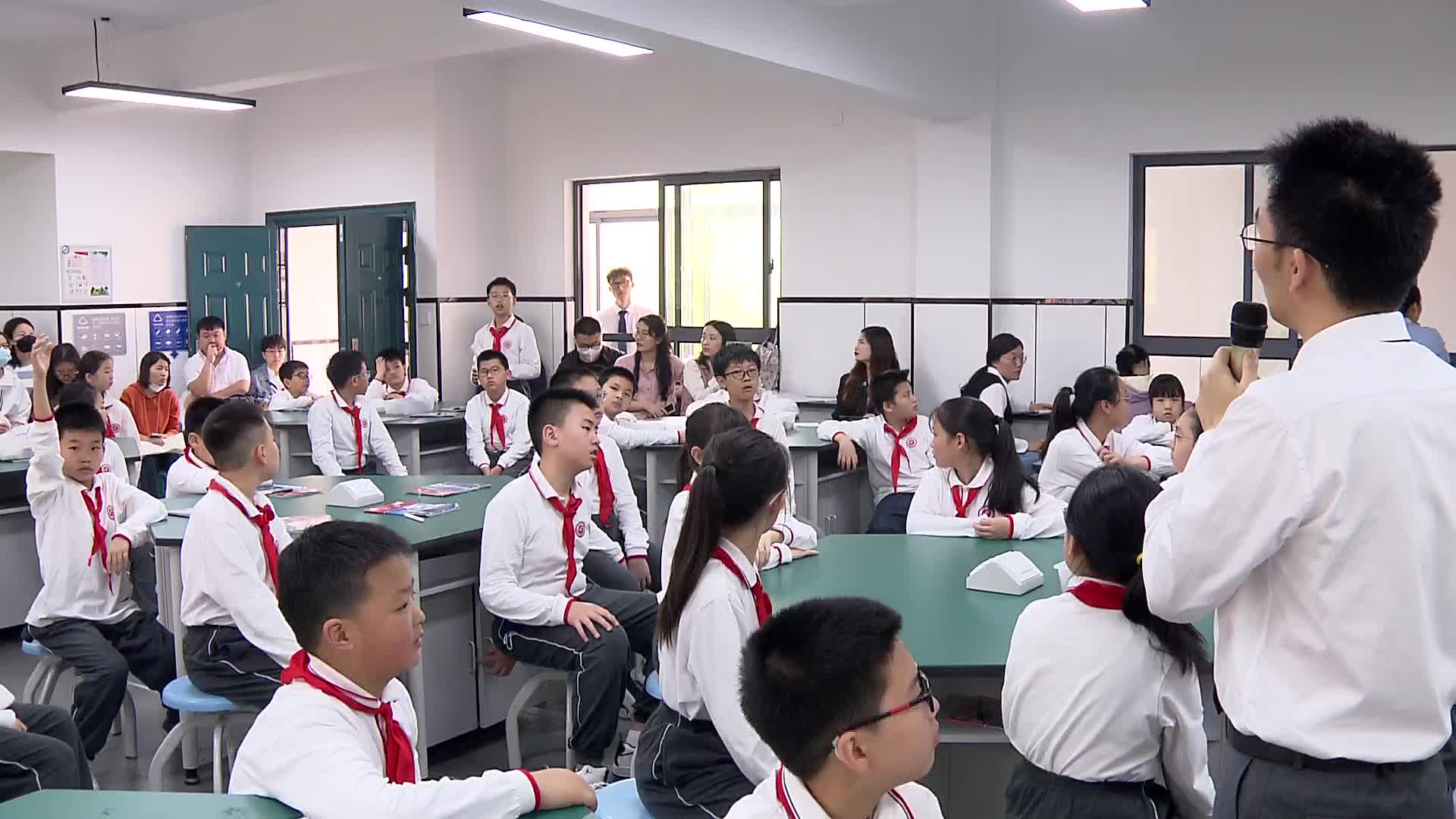 700多位教师共同参加教学开放活动