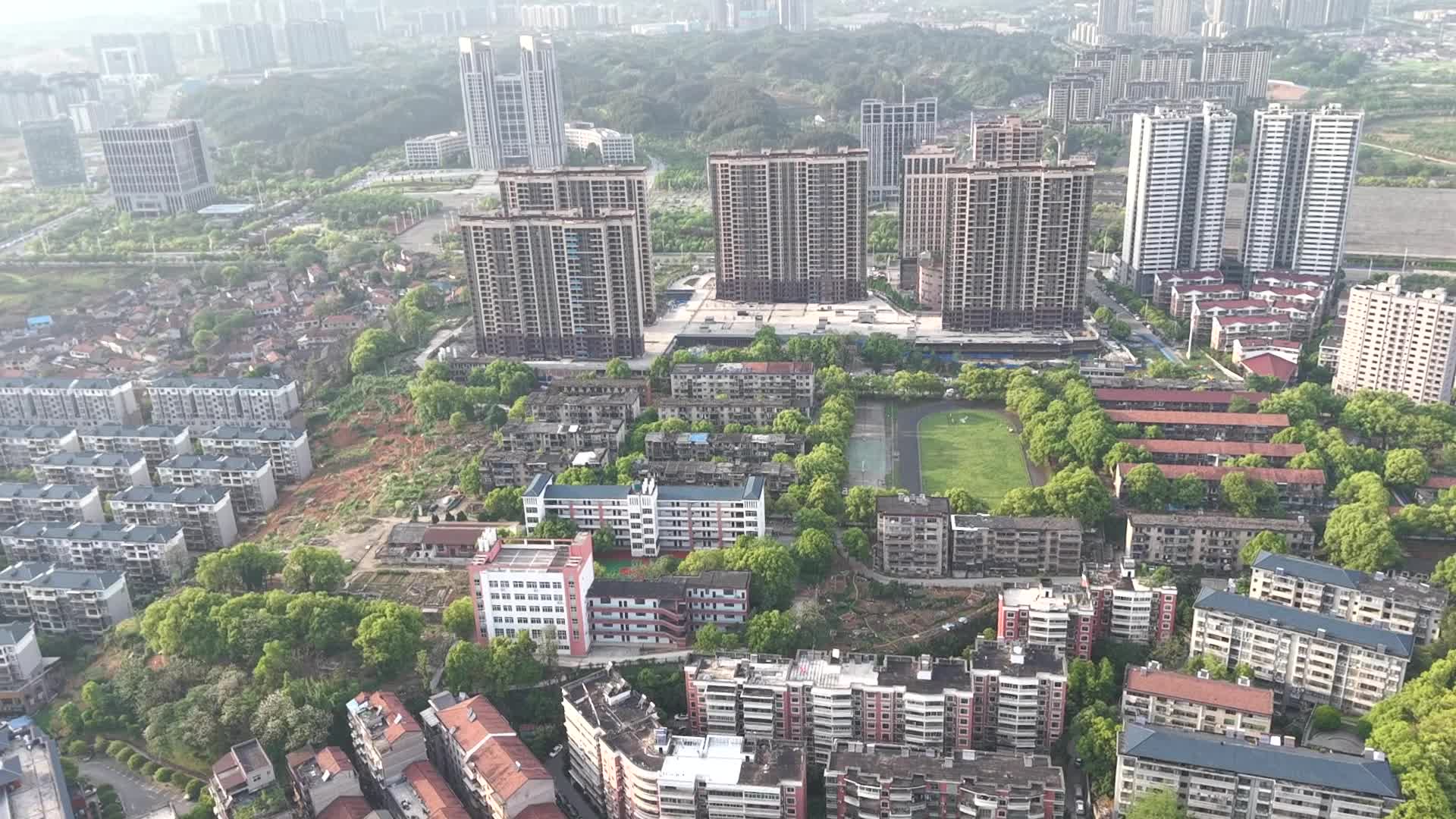 怀化市顺天中学——霄衣旰食学文化 闻鸡起舞报国家