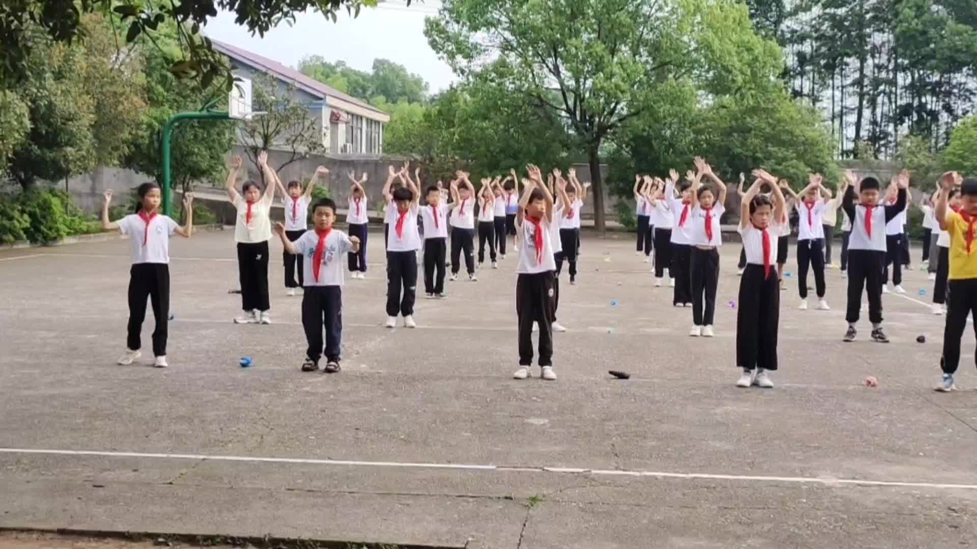 株洲市渌口区渌口镇排上小学活力大课间——跃动彩虹·阳光成长