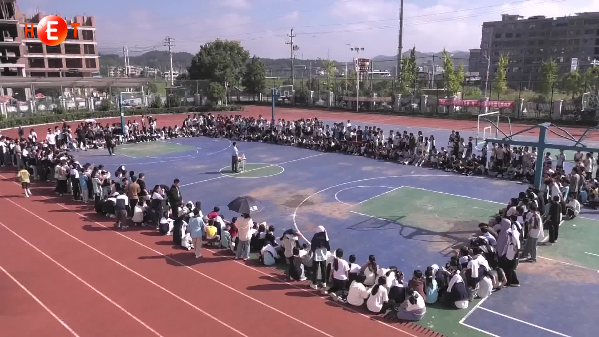 邵阳：趣味实验点燃青少年科学梦