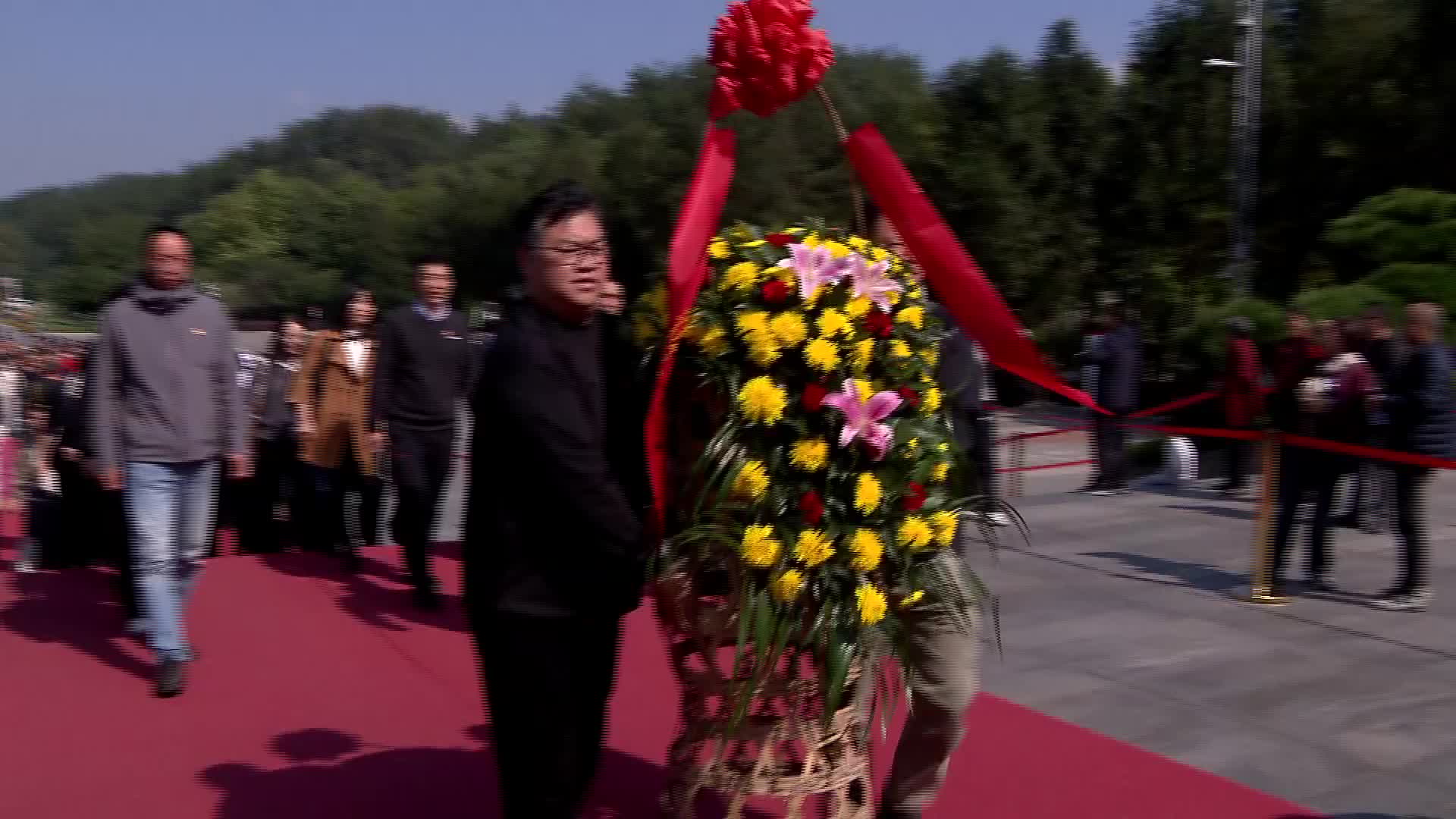 行走的思政课：高校党务工作者赴韶山汲取“红色营养”