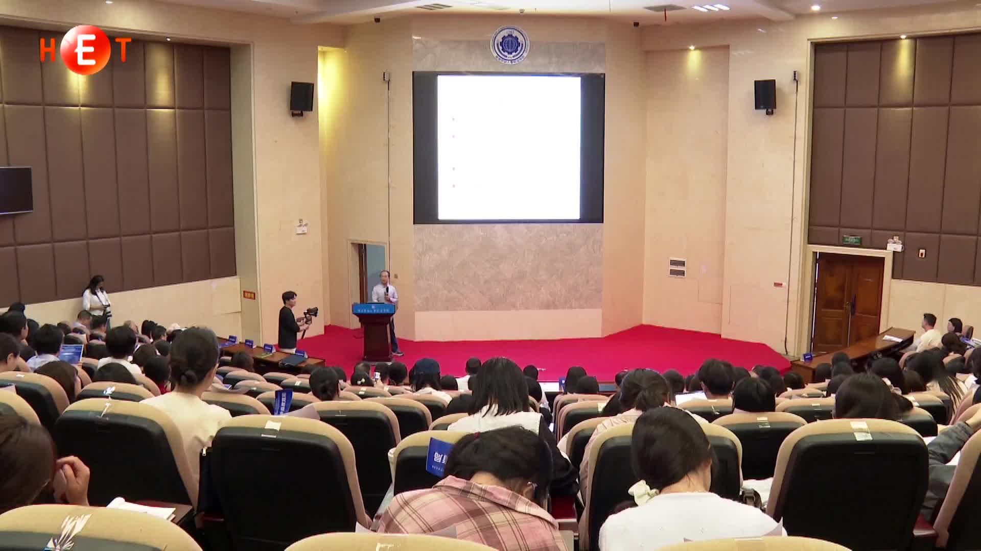 长沙县全国科普月心理健康学术交流会举行