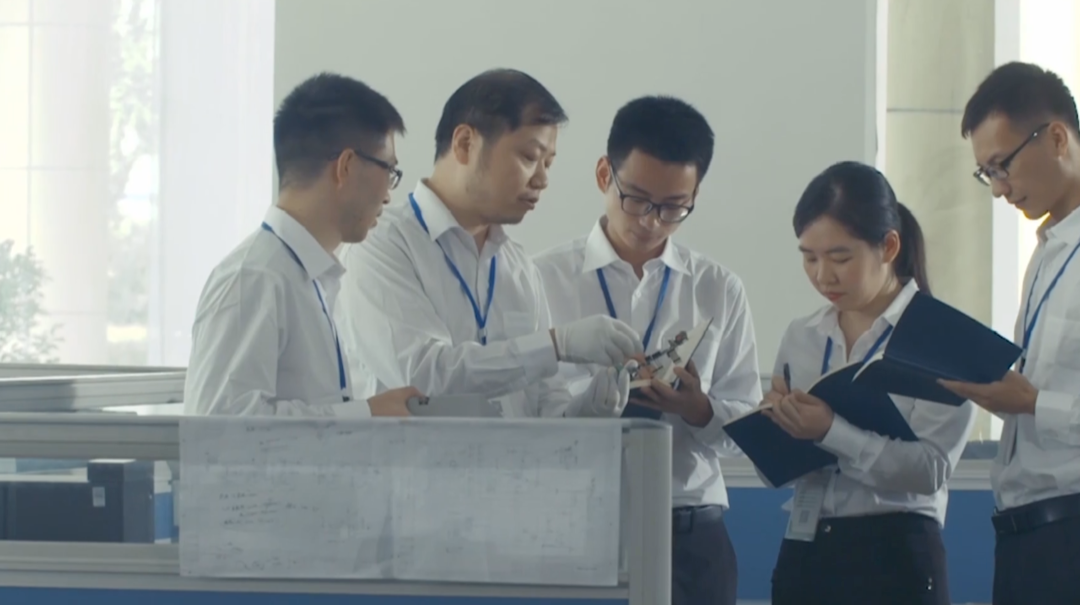 长沙新政：大专或中级以上职称落户并缴社保或个税可获购房资格