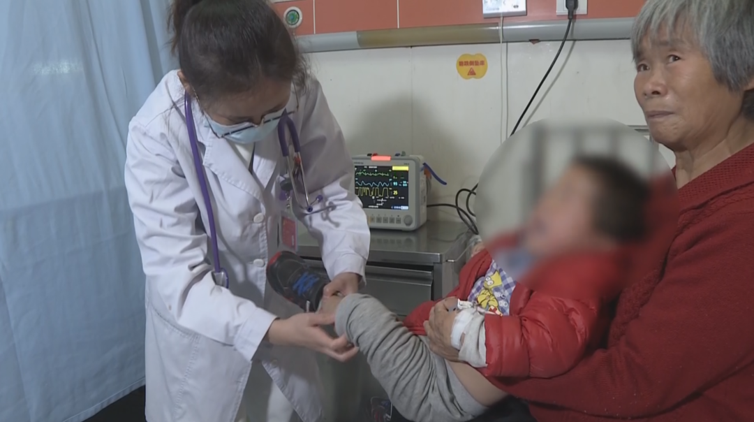 关注儿童安全隐患：两岁女童鼻腔出血昏迷 竟是鼠药惹的祸