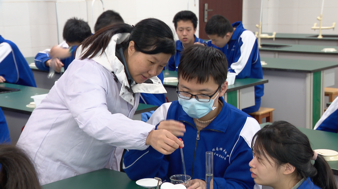记者观察：2024年实验操作纳入湖南中考 如何加强中小学实验教学？