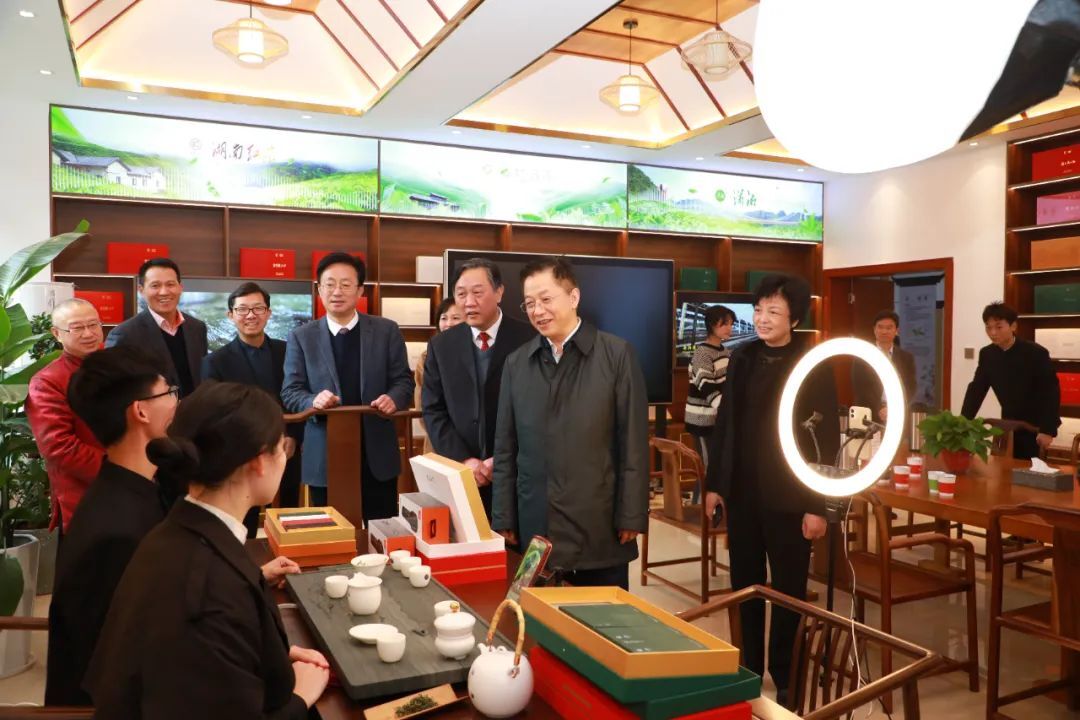 夏智伦调研湖南商务职院：教育厅将为学校后续发展提供更有力保障