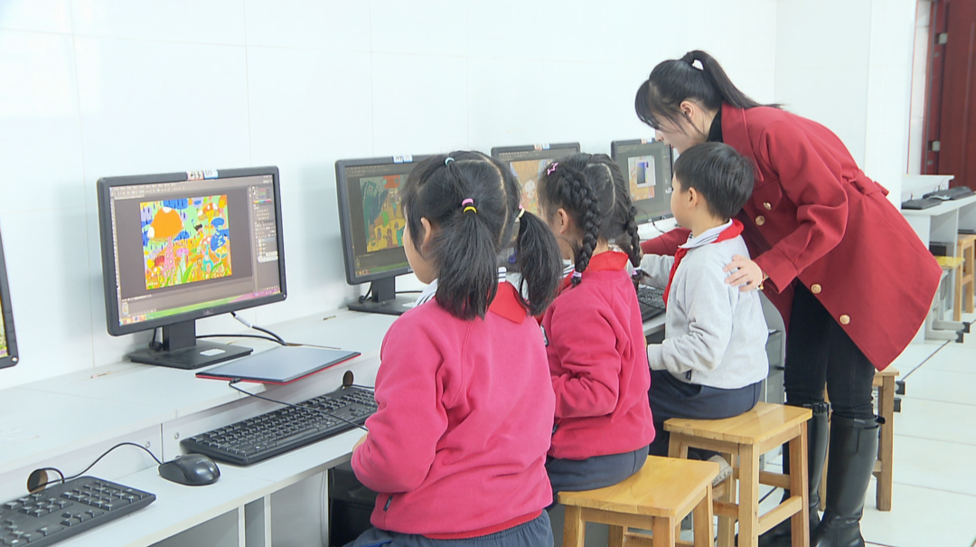 校园发现：未来学校是啥样  记者带你去体验