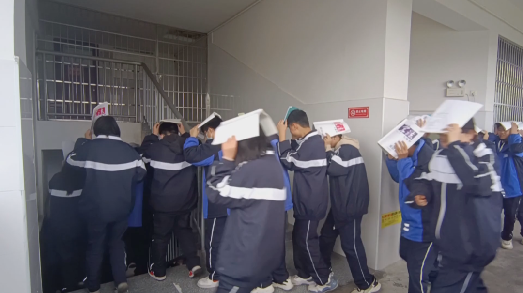 我省各地学校开展中小学生安全教育活动