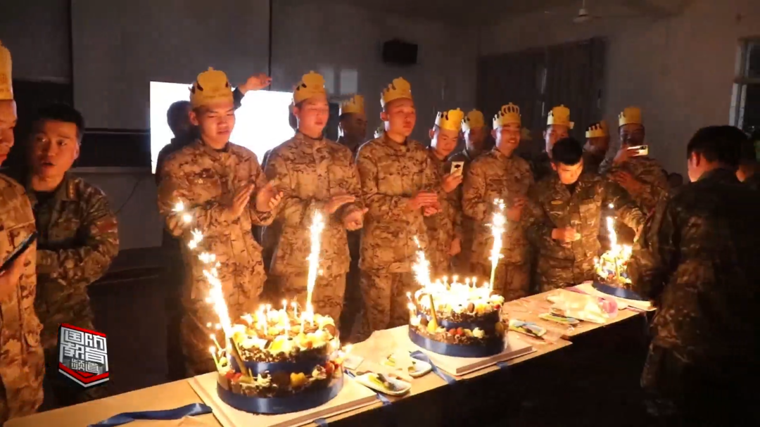 新兵集体生日会 幸福感满满
