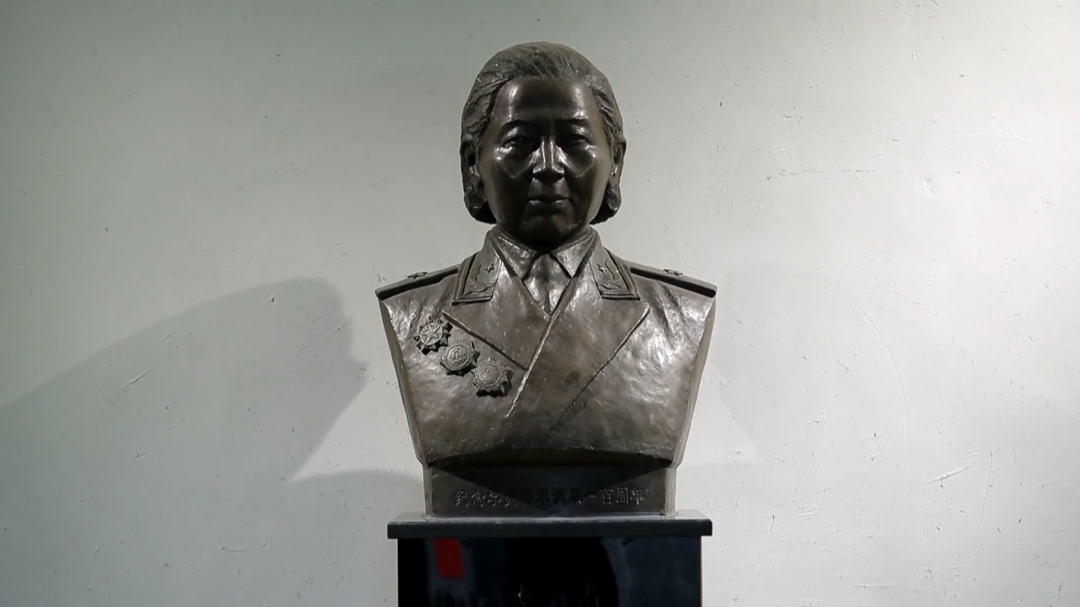 湖湘将帅——李贞：人民军队第一位女将军（上）