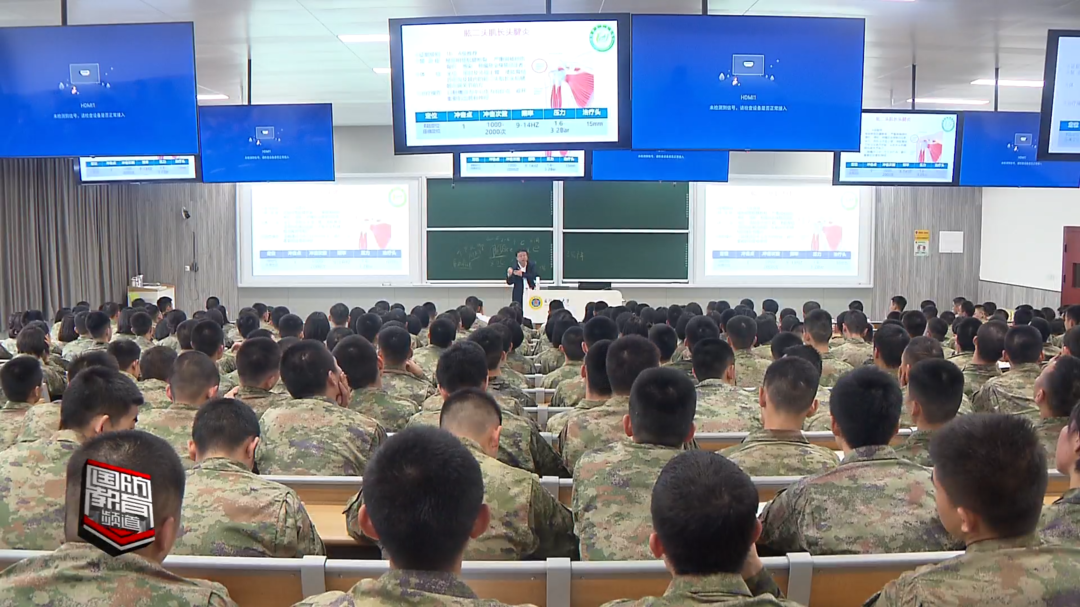 康复医师走进军营防治训练伤