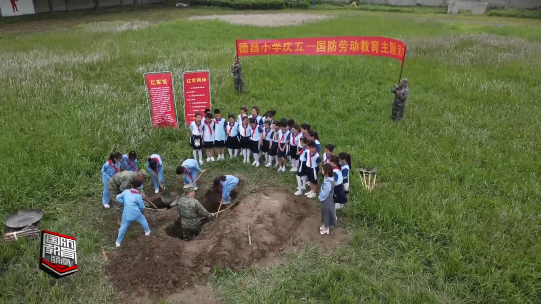 益阳南县：小学生体验“军味”劳动课