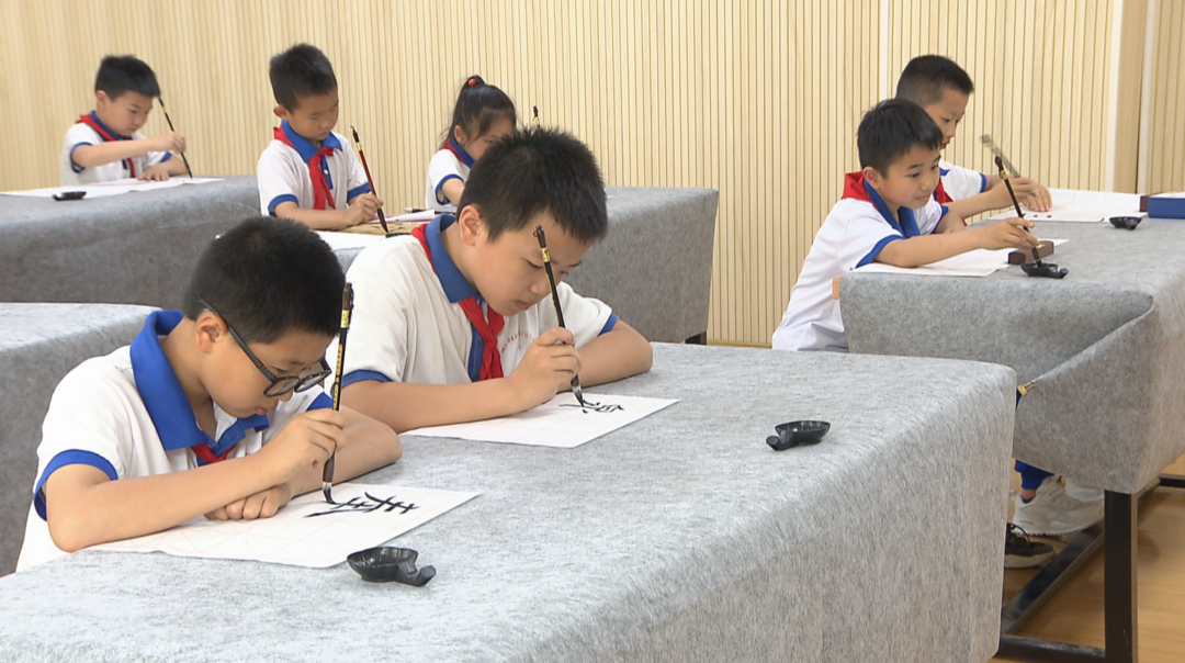 助力百所学校开好书法课 书法进校园“百千万工程”启动