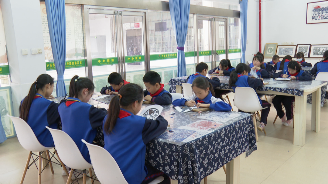 清廉学校·湘西州：在非遗和红色文化传承中开展清廉教育