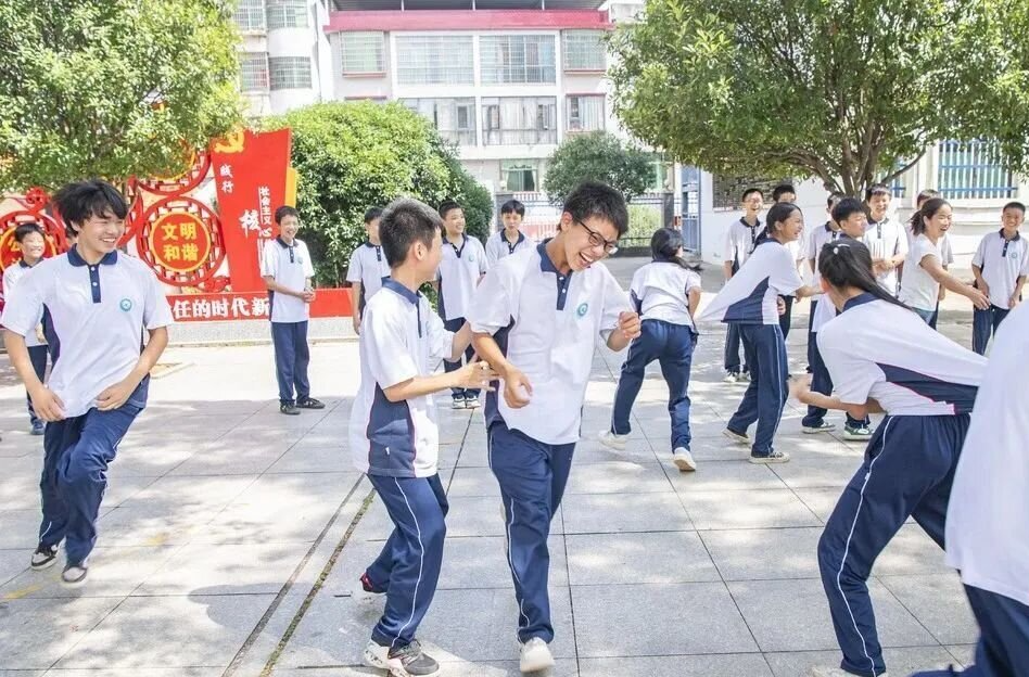 一心一意抓教育——衡南县校联体教育改革见闻
