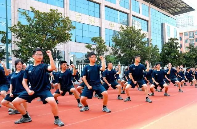 已开练！常德市高中军训进行时，一起来看→