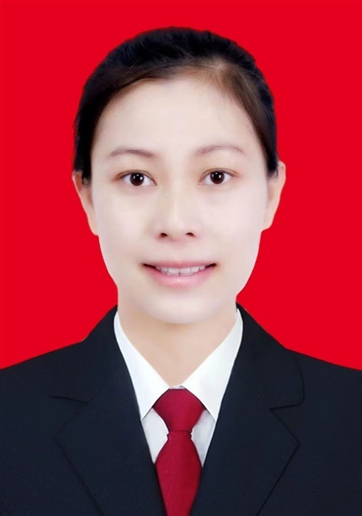 陈艳辉尹敏芸,女,汉族,1966年12月生,常宁市第二中学语文正高级教师