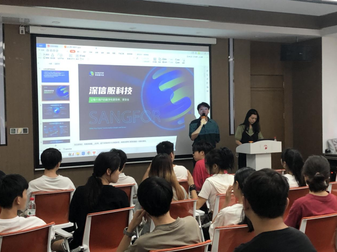 湖南大众传媒职院积极推进供需对接就业育人项目