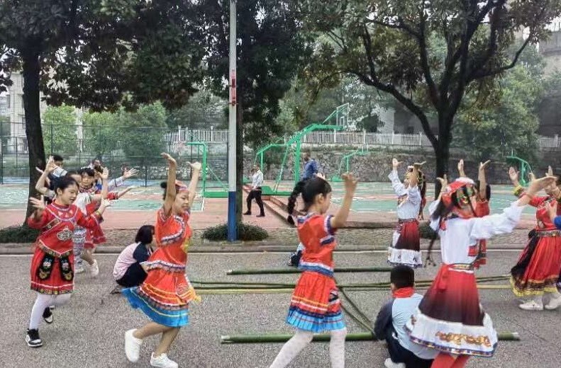 中华民族一家亲 同心共筑中国梦