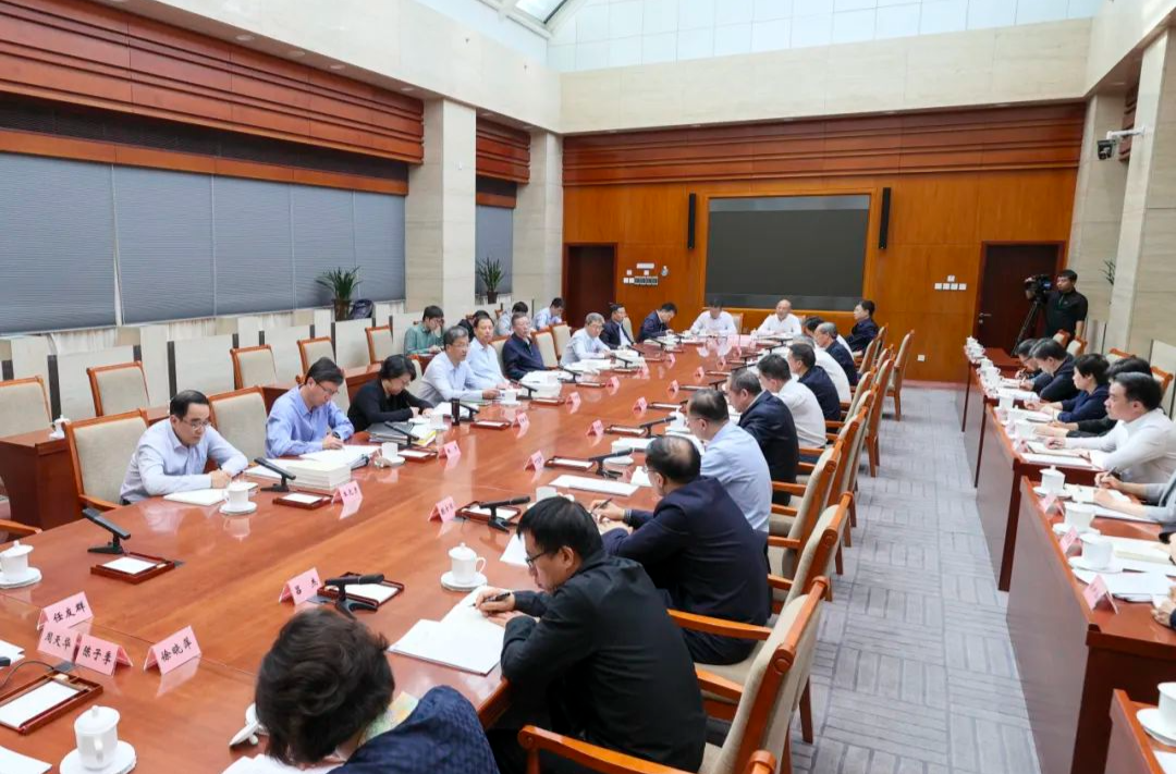 教育部党组传达学习习近平总书记重要讲话和重要指示精神