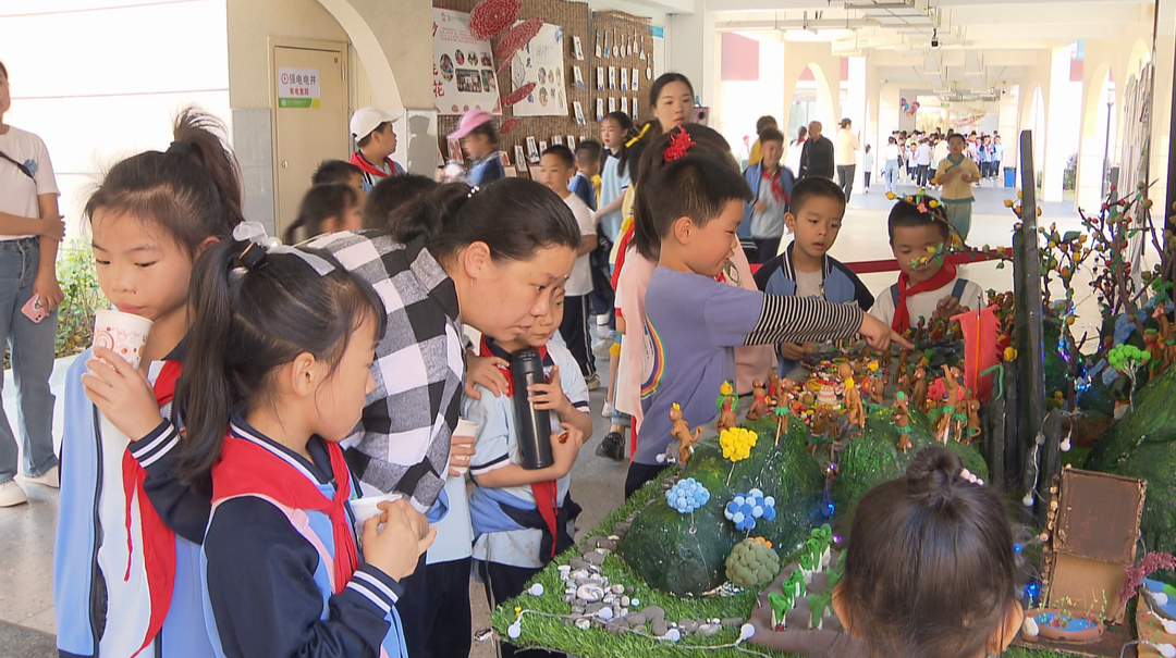 校园民俗节：非遗进校园 文化活起来