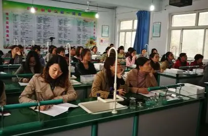 四部门：今年共联合开展35期教师科学素质提升培训，1332万人次学习
