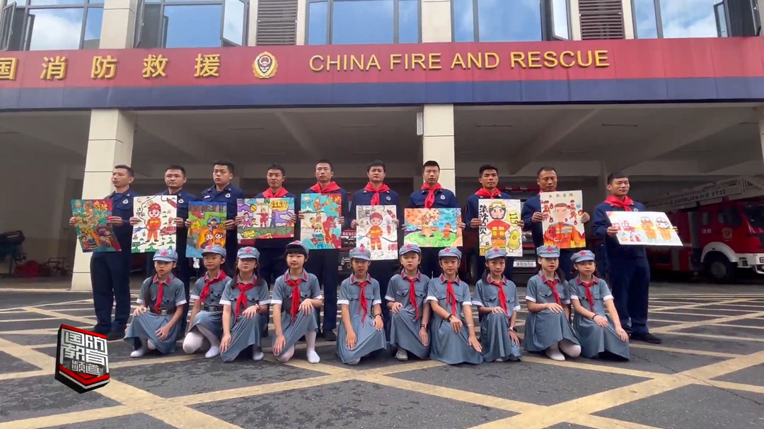 消防与学校共建——益阳沅江：师生代表走进“红门”