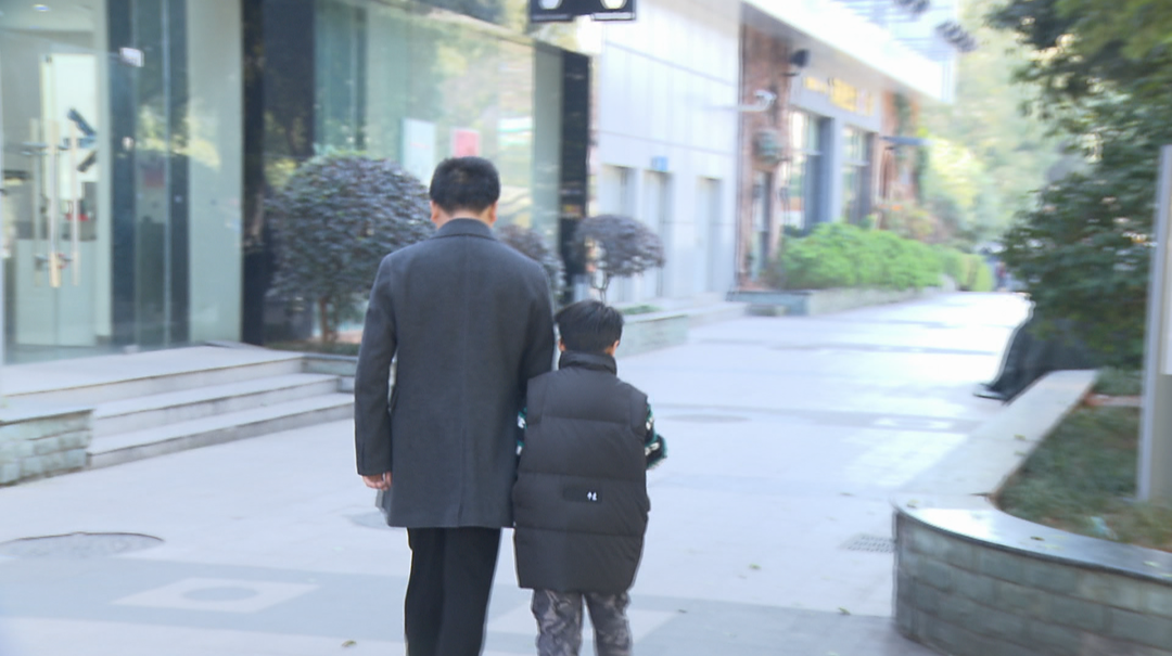 “我的孩子是学渣”  家长会上这位爸爸霸气发言火出圈