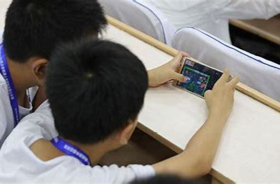 近八成未成年人通过短视频获取轻知识，视频时代如何引导学生运用网络学习