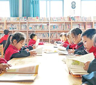 汨罗：在课业上减负 在育人上添彩