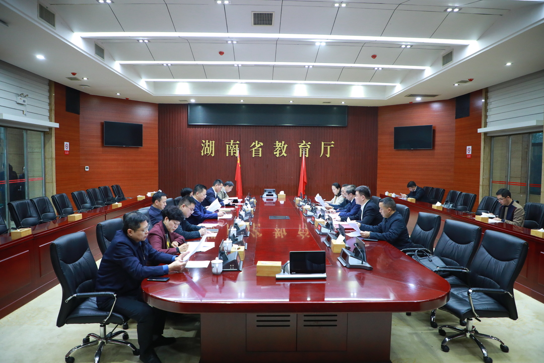 夏智伦会见张家界市委书记刘革安一行