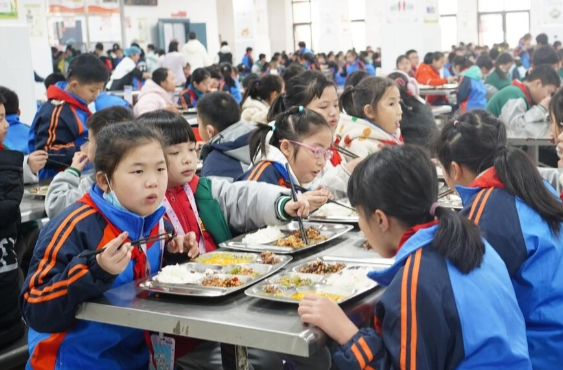 永州冷水滩：多举措守护师生舌尖上的安全