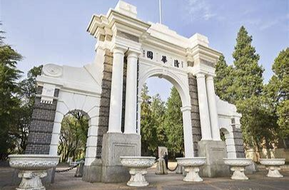 大学校园开放不能“无限”也不能搞“一刀切”