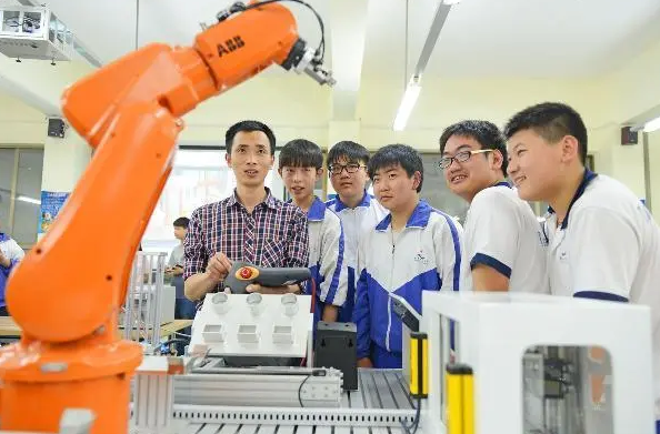 教学资源库打破职教院校“围墙”