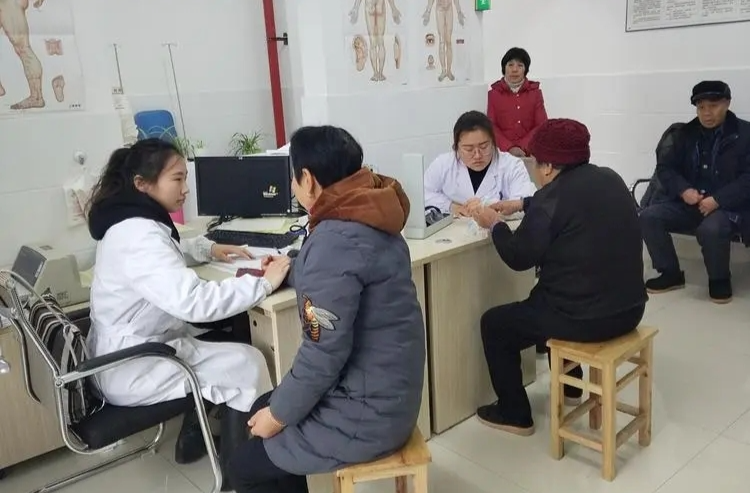 湖南多部門聯合印發《方案》保障大學生鄉村醫生專項計劃編制