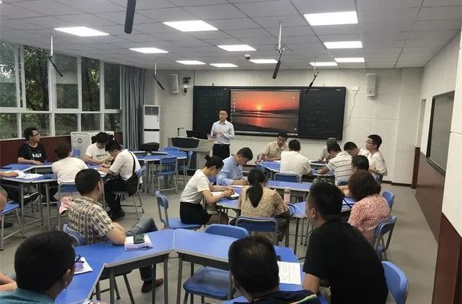 如何看待本科毕业生赴职校学习?