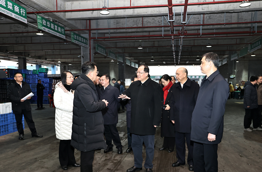 新年将至，毛伟明检查春运保障市场供应