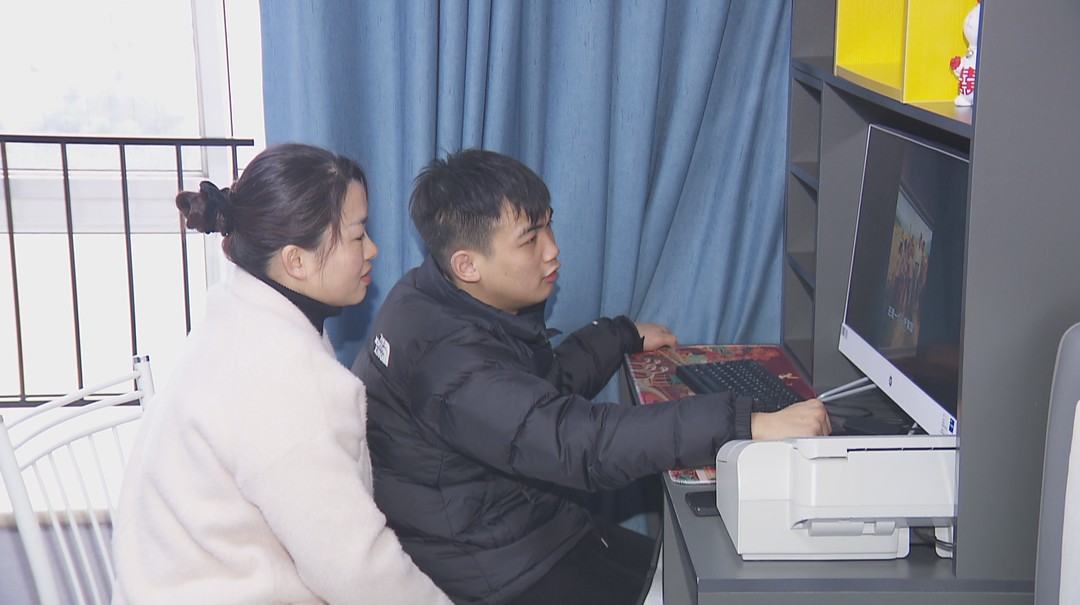 长沙脑瘫青年拍摄24个短视频宣传湖南文旅
