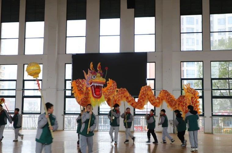 浏阳中小学生“开学第一课”，特色活动迎接新学期