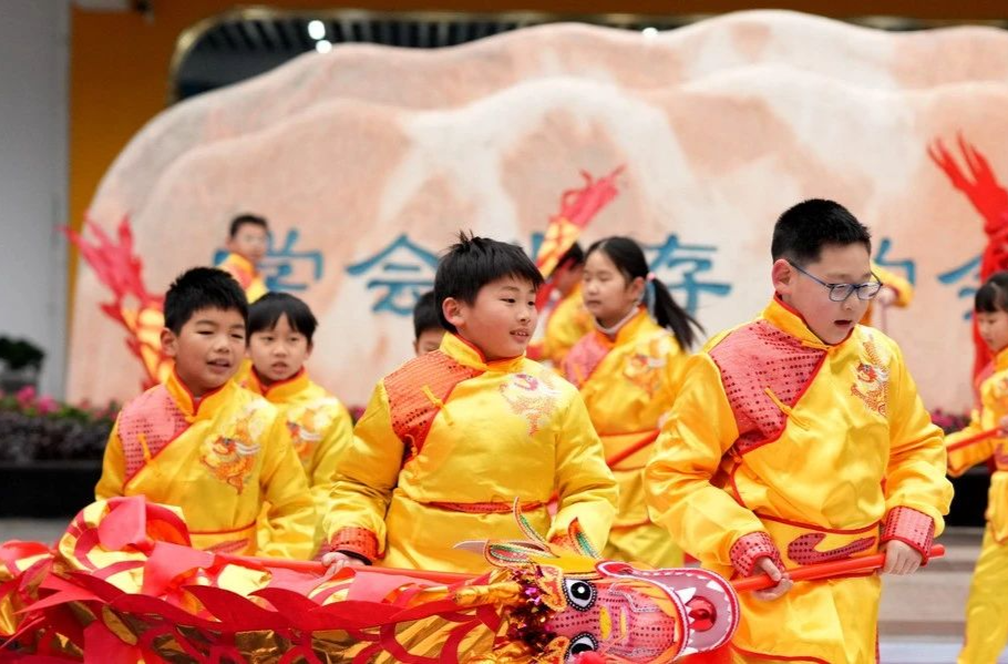 仪式感拉满！湖南湘江新区中小学“花式”开启新学期