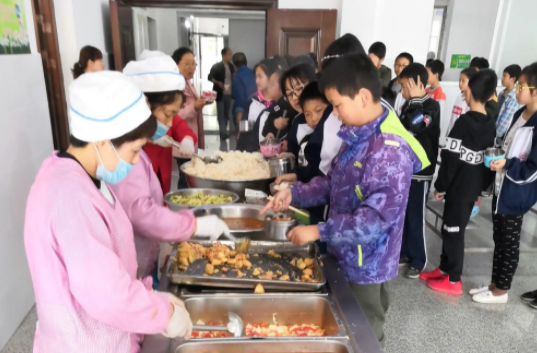 张家界：筑牢校园食品安全防线 保障师生饮食安全