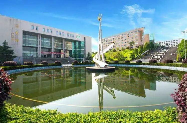 湖南财政经济学院 周家晨：奋斗是青春正确的“打开方式”