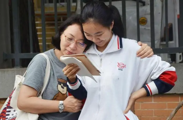如何为高考生缓压赋能？心理专家这样建议