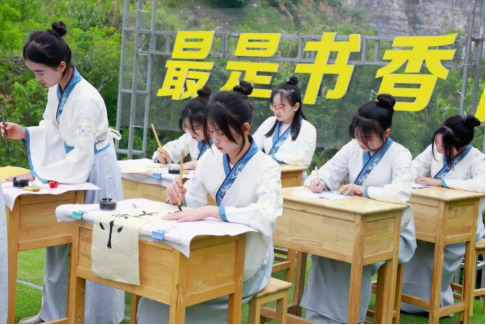 永州祁阳市：打造多场景阅读课堂