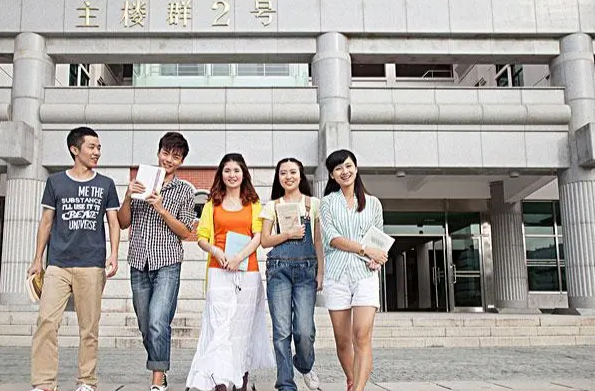 大学管理“中学化”？协同育人要把握好度