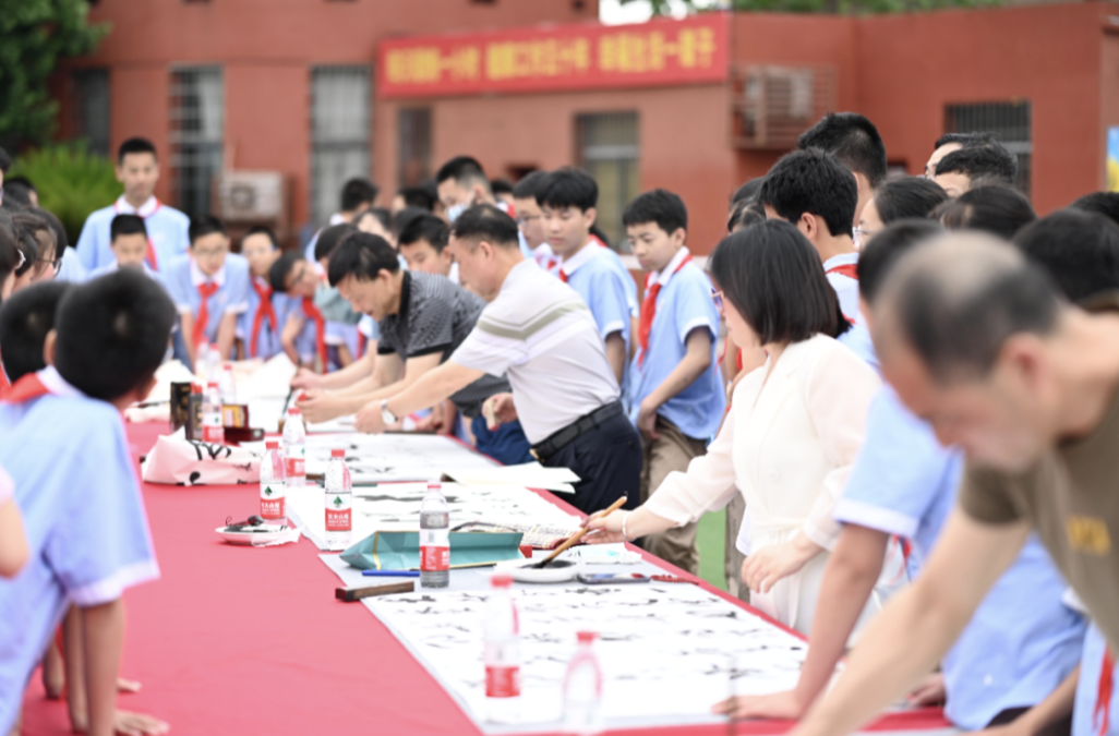 湘潭：“清廉学校”微周刊