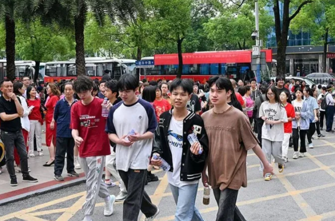 今年高考进入尾声，怀化市教育局发布重要提示
