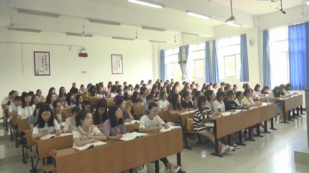 湖南发布独立学院学费标准 热门专业涨幅不超15%