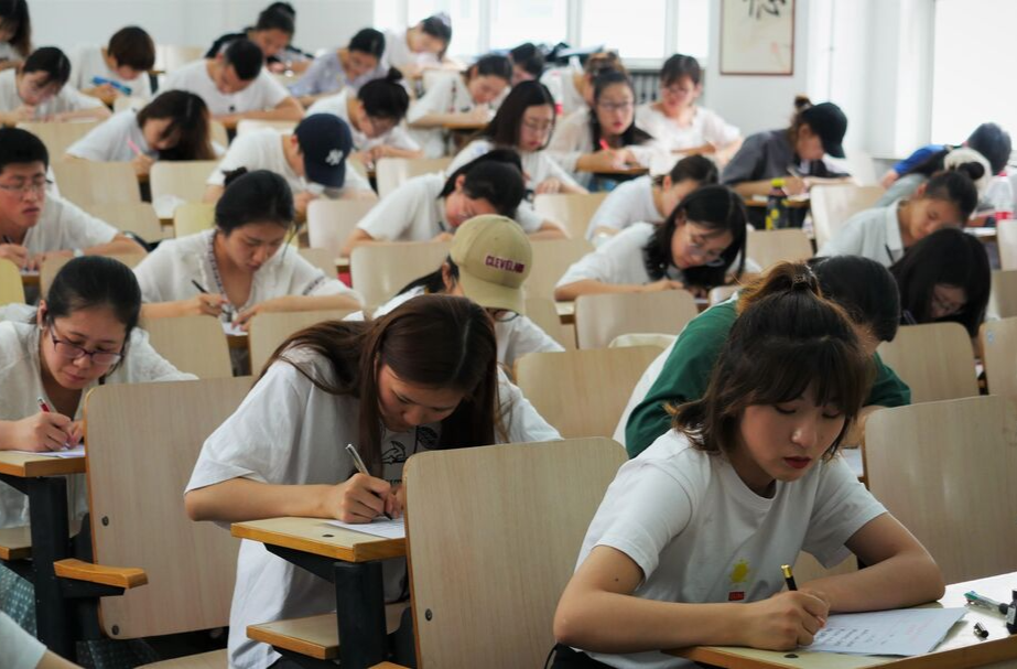 本研衔接师范生公费教育有何新意？教育部和专家解读