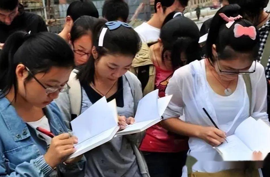 转存收藏！12张思维导图帮你理清大学专业